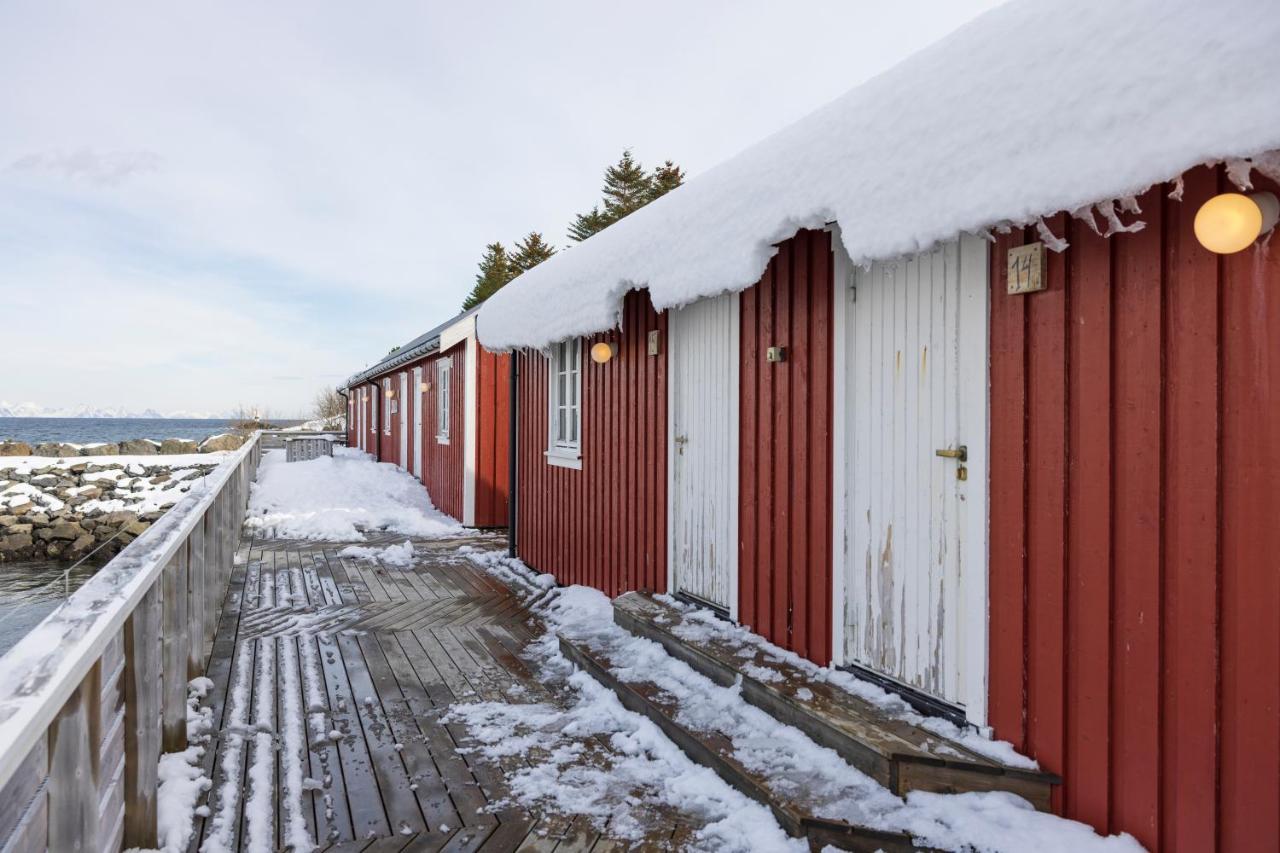Hotel The Tide - Rorbuer Sørvågen Zewnętrze zdjęcie