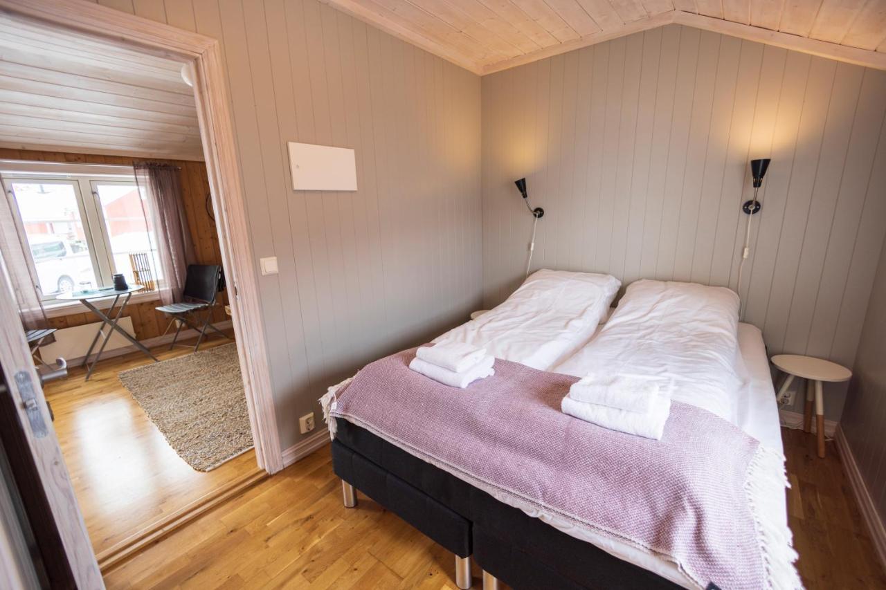 Hotel The Tide - Rorbuer Sørvågen Zewnętrze zdjęcie