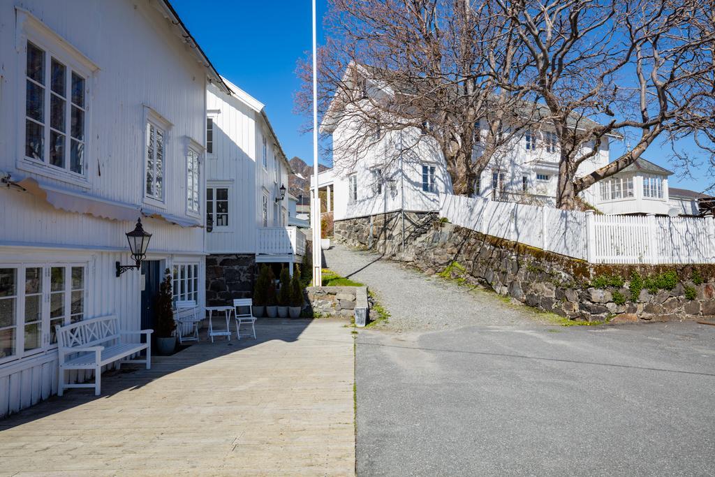 Hotel The Tide - Rorbuer Sørvågen Zewnętrze zdjęcie
